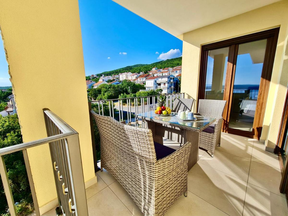 Apartments Sunflower Dramalj Bagian luar foto